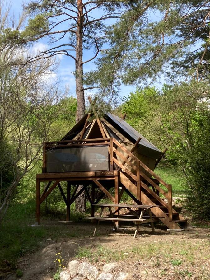 Camping Calme Et Nature Castellane Exterior foto