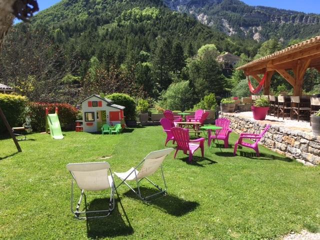 Camping Calme Et Nature Castellane Exterior foto